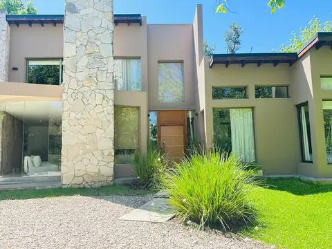 Casa en Venta en Rincon de Milberg, USD 580.000