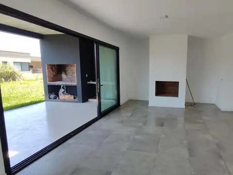 Casa en Alquiler de 3 dormitorios