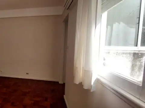 Depto Tipo Casa 2 ambientes con 1 baño