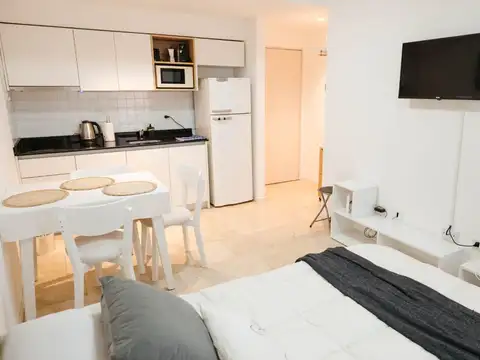 Matienzo esquina Zapata.