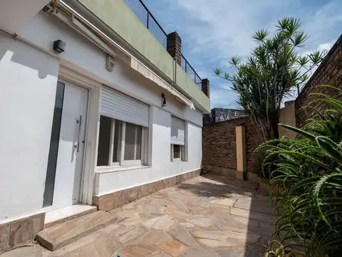 CASA EN ALQUILER 2 DORM 2 COCH EN FOM. 9 DE JUL
