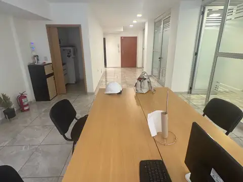 Oficinacon terraza super luminosa