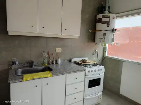 AMPL LUMI MONOAMBIENTE DIVISIBLE  A MTS AV GAONA SIN EXPENSA
