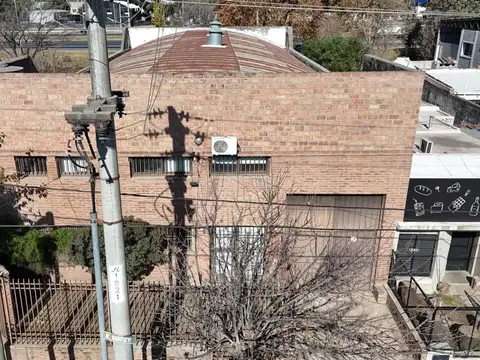 Galpon en Venta en General Artigas, USD 500.000