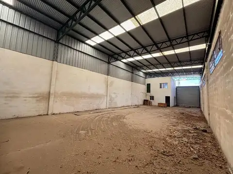 Galpon en Venta en General Artigas, USD 500.000