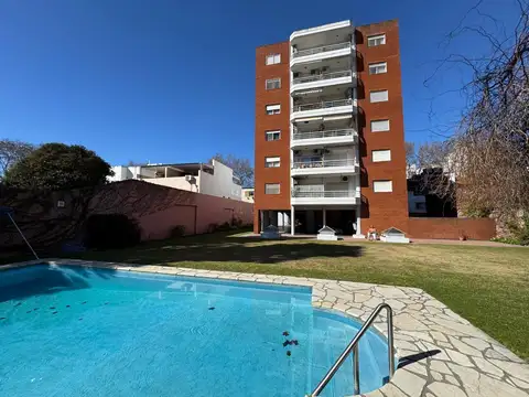 Impecable Departamento 2 ambientes con Cochera - Florida Mitre