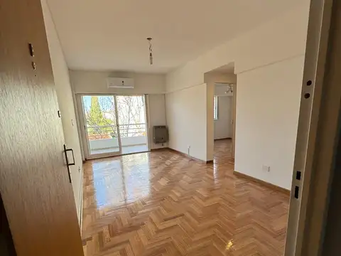 Arenales 2100, Piso 3