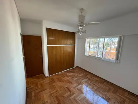 Departamento en Alquiler en Florida Mitre/Este, $ 1.100.000