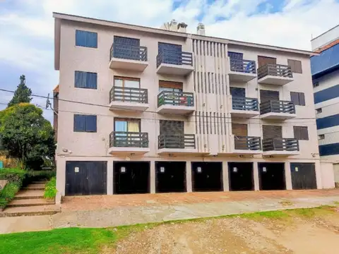 Venta departamento 2 ambientes y entrepiso Pinamar