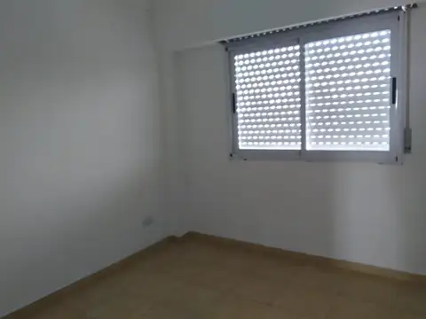 General Pico 900, Piso 2