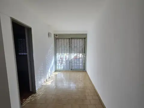 Oportunidad 1 dormitorio Zeballos y San Martin 