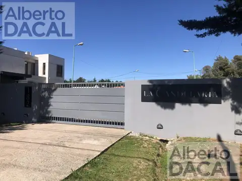 excelente lote en venta en barrio cerrado  Villa Elisa