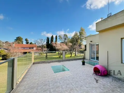 Departamento 4 ambientes con 2 baños