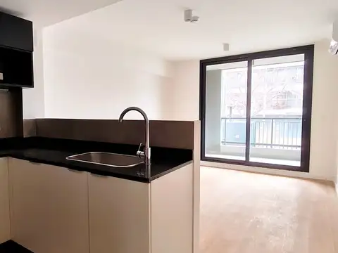 Pérez Gomar 4400