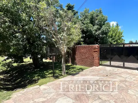 CASA EN VENTA - GENERAL RODRIGUEZ