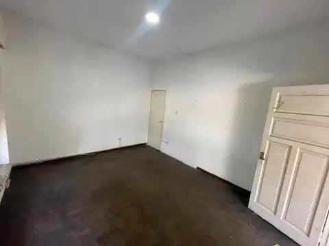 LOCAL/OFICINA EN VENTA EN LOS POLVORINES