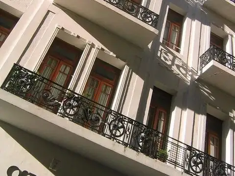 VENTA - HOTEL 18 AMBIENTES - SAN TELMO
