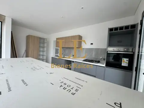 VENTA DE CASA EN EL NAUDIR AL RIO