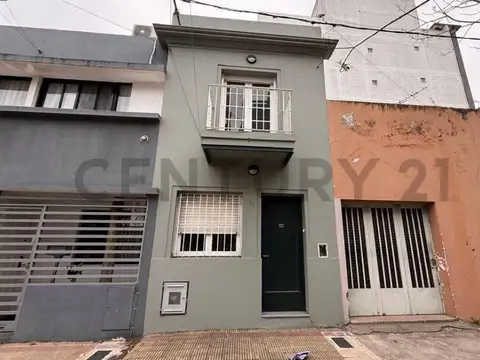 Diagonal 96 entre 44 y 45