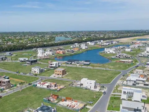 Terreno en Venta en Nordelta Carpinchos, USD 250.000