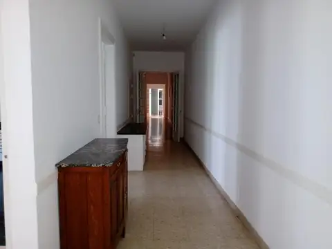 Oficina en Alquiler al Norte