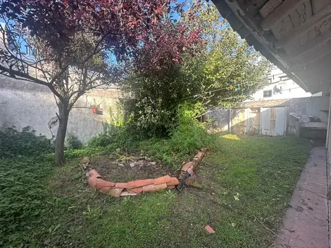 VENTA CASA 3 AMBIENTES A RECICLAR MIRAMAR