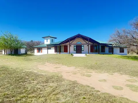 HERMOSA CASA EN NONO CON 2 ó 4 HECTAREAS