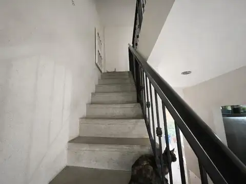 Depto Tipo Casa 4 ambientes con 2 baños