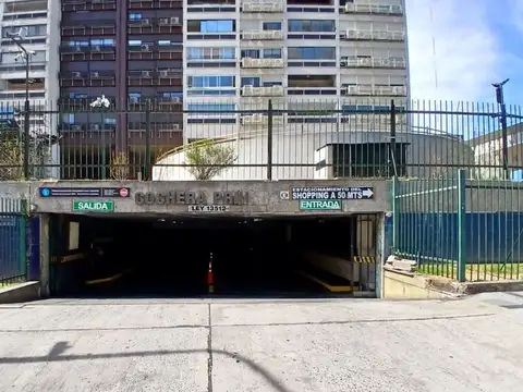 VENTA Cochera fija y cubierta - Alto Palermo