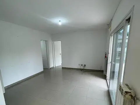 Departamento en alquiler de 3 ambientes en Terrazas del Lago