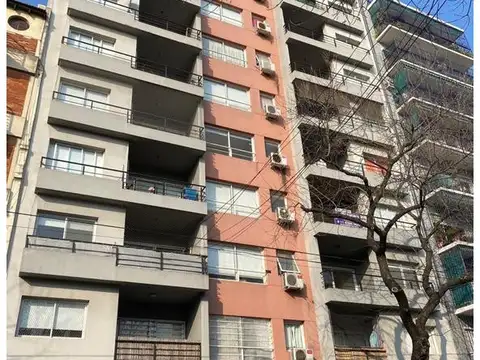 D Matheu 900, Piso 6