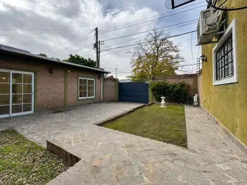 Casa en Venta en Temperley, USD 149.000