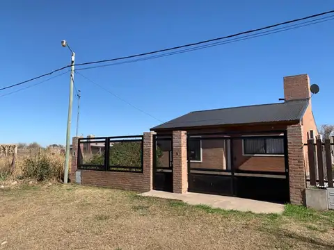 Casa en alquiler 2 dormitorios en Roldán
