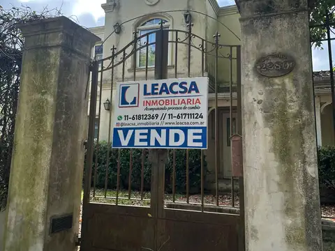 Casa en Venta en Los Robles del Monarca, USD 200.000