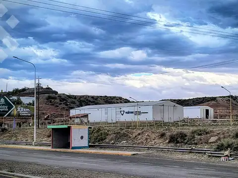 Alquiler Galpon ( Estrenar)  600 mts  Ruta 7 Ex Peaje Centenario Neuquen