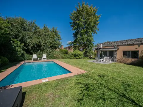 Casa en venta en Club De Campo Pueyrredón - 6 ambientes