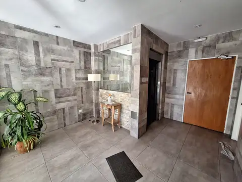 Departamento en Alquiler en Monte Castro, $ 550.000