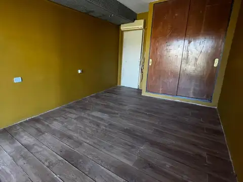 Casa en Alquiler con 1 cochera