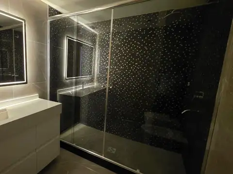 Departamento 5 ambientes con 4 baños