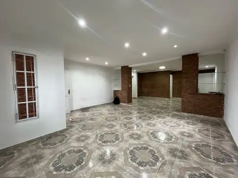 Casa en Alquiler de 3 dormitorios