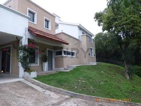 Casa a la Venta en Rio Ceballos