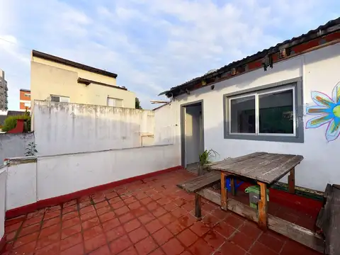 Depto Tipo Casa en Venta 48 años