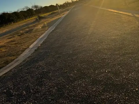 Los Cipreses Calle 486 e 143 y 145