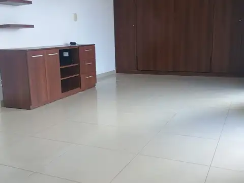 EXCELENTE MONOAMBIENTE CON AMPLIO BALCON TERRAZA   OPORTUNIDAD  