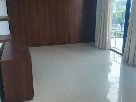 EXCELENTE MONOAMBIENTE CON AMPLIO BALCON TERRAZA   OPORTUNIDAD  