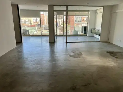 Oficina en alquiler, Libertador, semipiso, con Balcón y Cochera - Núñez