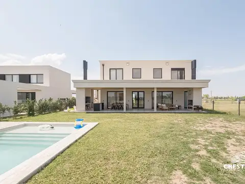 Venta / permuta | Casa 4 dormitorios | Vida Club de Campo Barrio Privado | Funes