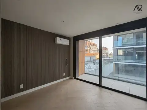 Apartamento de 2 dormitorios con terraza y parrillero próximo a la Rambla Buceo