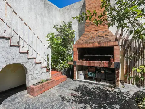 VENTA Casa 5 Amb Villa Riachuelo Quincho y Piscina