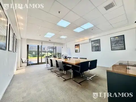 EDIFICIO DE OFICINAS LOMAS DE SAN ISIDRO